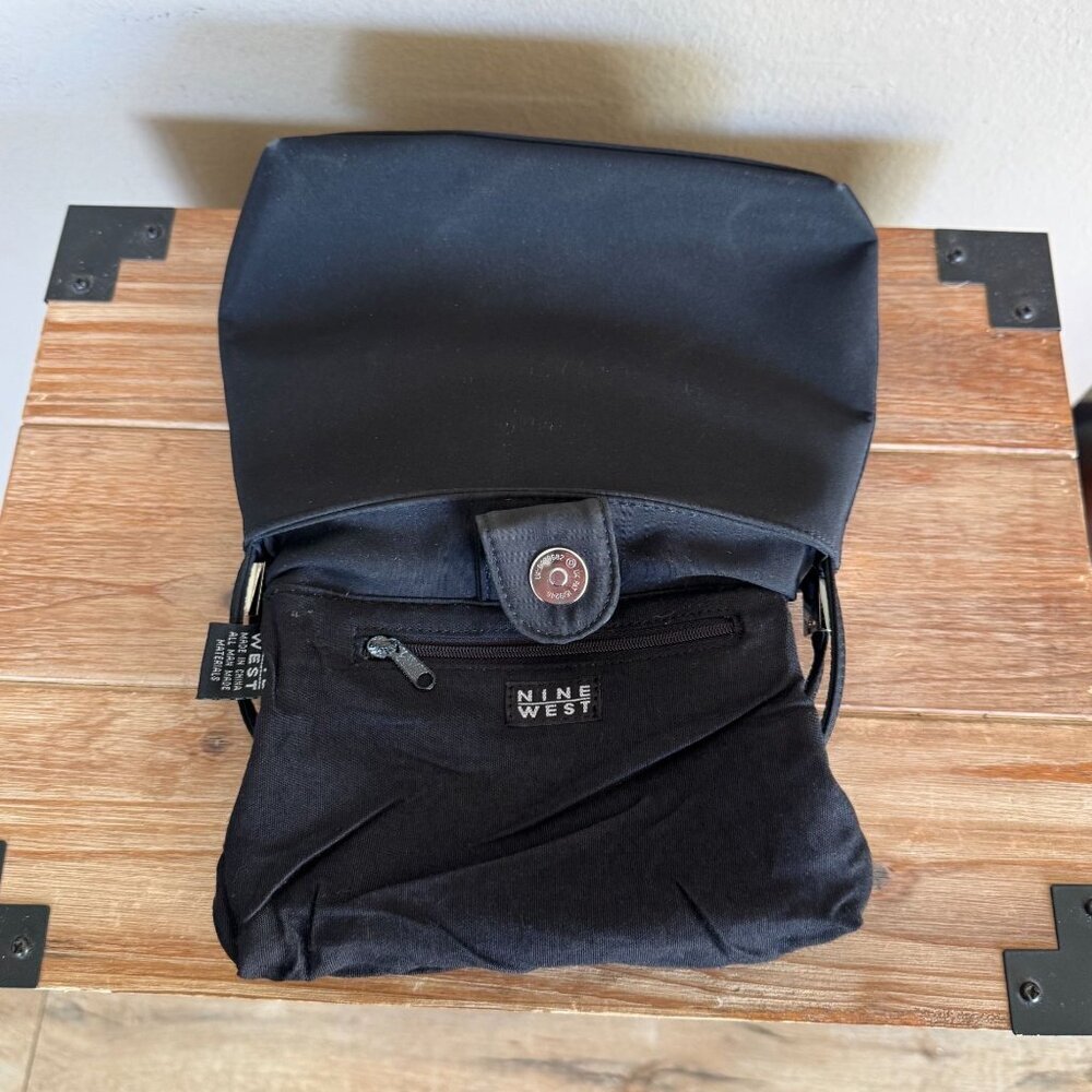 Vintage Nine West Black Fabric Double Top Handle Silver Logo Hardware Small Bag - Picture 16 of 17